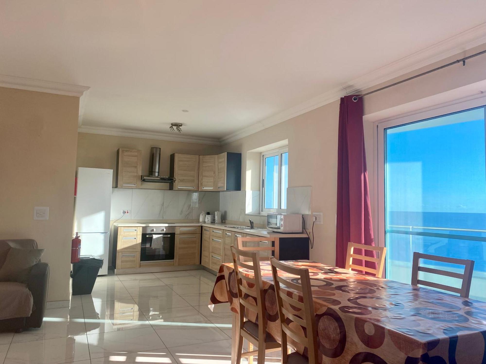 Sunrise Bay Apartments - Frontline Sea Views Сент-Полс-Бей Экстерьер фото