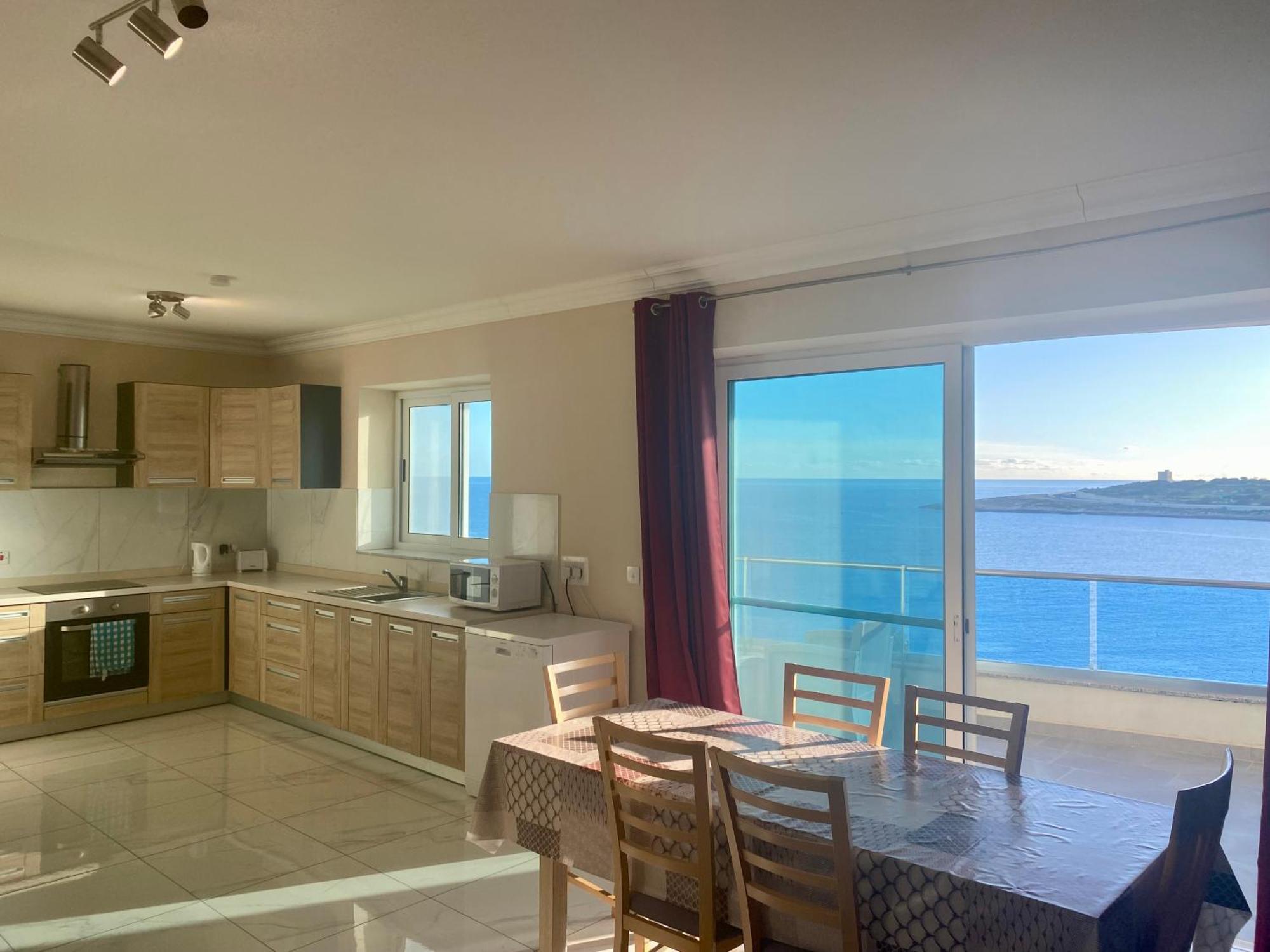 Sunrise Bay Apartments - Frontline Sea Views Сент-Полс-Бей Экстерьер фото